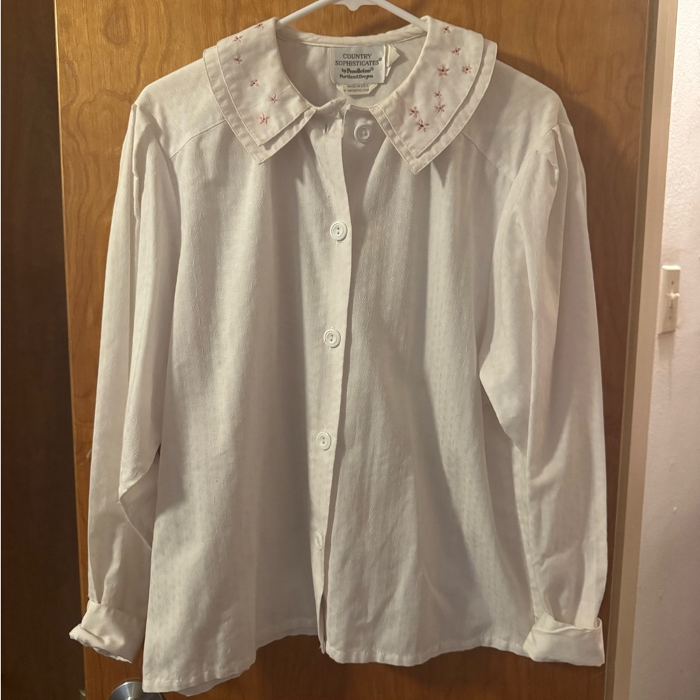 Pendleton White Blouse with Ruffled Details